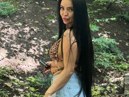 No.9 on Top Cam Girls Rising Today — Madam_koss — 2026-06-10 23:21 UTC