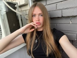 AnayaLowe is No.78 on Hottest Cam Girls Right Now (2026-07-12 13:27 UTC)