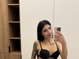 No.78 on Top Cam Girls Rising Today — AuraXO — 2026-06-09 23:33 UTC