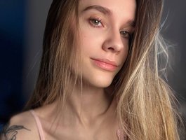 No.10 on Top Cam Girls Online Today — SyaoSan — 2026-06-14 13:12 UTC