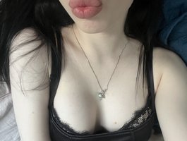 desdemonaaaa is No.75 on Top Cam Girls Rising Today (2026-07-05 18:00 UTC)