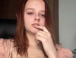 Diafoxy is No.35 on Top Cam Girls Making a Comeback Today (2026-07-08 23:31 UTC)