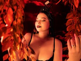 No.29 on Top Cam Girls by Time Slot Today — EinnyMure — 2026-06-23 21:45 UTC