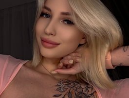 No.14 on Top Cam Girls Rising Today — Cristi-Candy — 2026-06-14 13:12 UTC