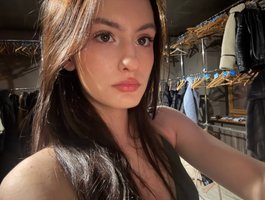 No.17 on Top Cam Models Online Now — Golden-Whisper — 2026-06-23 15:30 UTC