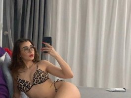No.18 on Cam Models Making a Comeback — KimJada — 2026-06-17 23:31 UTC