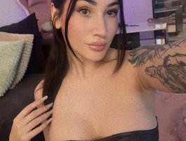 No.22 on Top Cam Girls by Time Slot Today — KimLuv — 2026-06-16 23:46 UTC