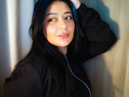 No.3 on Top Cam Girls Making a Comeback Today — Lauratoro — 2026-06-11 07:15 UTC