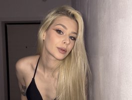 leilaelli is No.59 on Top Cam Girls Making a Comeback Today (2026-07-03 23:30 UTC)