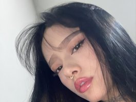 meganlake is No.72 on Longest Latina Cam Sessions Today (2026-07-20 17:53 UTC)