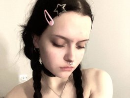 No.35 on Top Cam Girls by Peak Viewers Today — MillyYoung — 2026-06-15 11:45 UTC