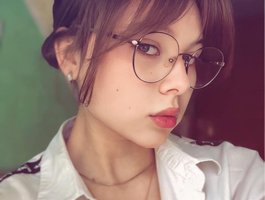 No.4 on Top Flirt Cams Making a Comeback Today — peachpuff — 2026-06-12 23:45 UTC