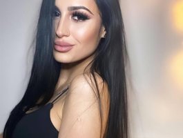 Rafaelleee is No.16 on Top Cam Girls Making a Comeback Today (2026-07-10 06:45 UTC)