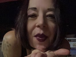 No.49 on Top Cam Girls Online Today — April_XO — 2026-06-17 09:45 UTC