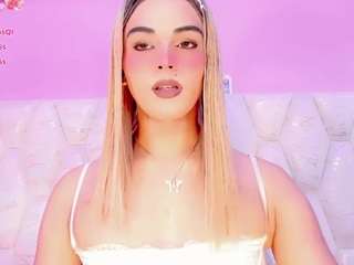 DaleskaSanchez is No.23 on Top Cam Models Online Now (2026-07-05 01:30 UTC)