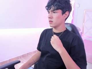 damian-tay is No.70 on Longest German-Speaking Cam Sessions This Month (2026-07-22 05:16 UTC)