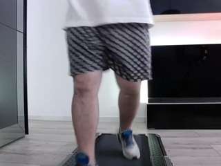 No.33 on Top Cam Models Online Now — Dravenpeak — 2026-06-25 22:46 UTC