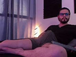 Eloncoxx01 is No.39 on Rising Cam Models Today (2026-07-14 01:16 UTC)