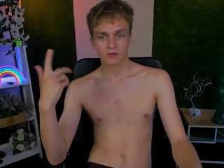 john-lik is No.36 on Rising Cam Models Today (2026-07-04 23:00 UTC)