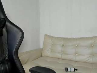 LauDreamgirl is No.63 on Longest Curvy Cam Sessions Today (2026-07-22 23:16 UTC)