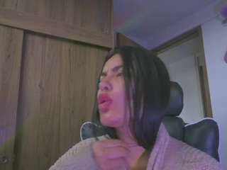 Layla Nicols is No.75 on Top Cam Girls Making a Comeback Today (2026-06-29 22:46 UTC)