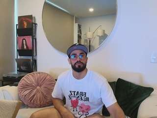NickGael is No.19 on Rising Cam Models Today (2026-09-14 23:15 UTC)