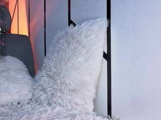 SOFIAPINK is No.10 on Most-Watched Cam Models Today (2026-06-23 21:45 UTC)