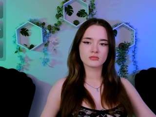 No.42 on Top Cam Girls by Time Slot Today — tender-amelia — 2026-06-14 23:19 UTC