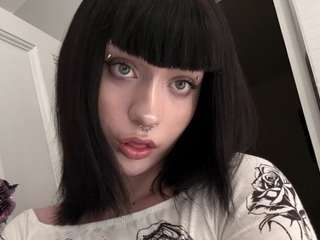 selina is No.25 on Most-Watched Cam Models Today (2026-06-23 21:45 UTC)