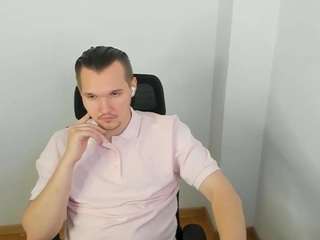 VesperKindling is No.33 on Rising Cam Models Today (2026-08-26 23:01 UTC)