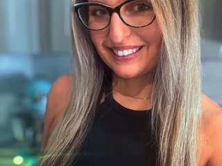 No.69 on Top Cam Girls Making a Comeback Today — AlisonHomeAlone — 2026-06-23 21:45 UTC