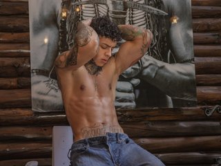 Aron_ford is No.35 on Top Cam Models Online Now (2026-08-05 23:16 UTC)