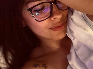 Juana_Frank is No.21 on Cam Models Making a Comeback (2026-07-12 13:27 UTC)