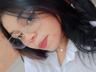 No.28 on Cam Models Making a Comeback — Salomeh_h — 2026-06-23 21:45 UTC