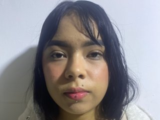 No.19 on Cam Models With the Longest Daily Streak — SaraHagem — 2026-06-21 16:15 UTC