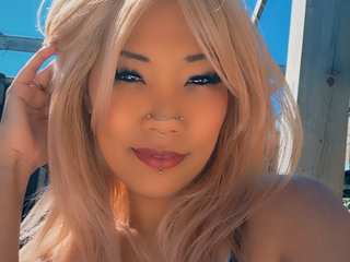 No.40 on Top Cam Girls by Time Slot Today — ThaiTemptress — 2026-06-23 21:45 UTC