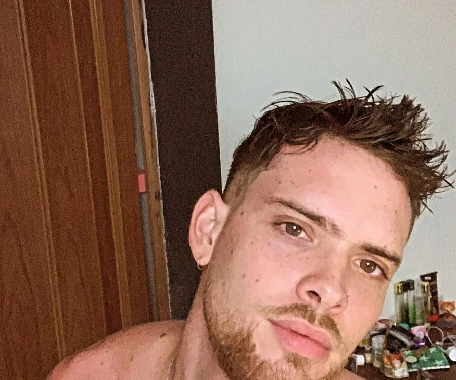 arnold_bekam is No.21 on Top Cam Models This Week (2026-08-10 05:31 UTC)