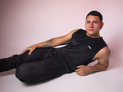 No.37 on Top Cam2Cam Sex Models Online Today — Chriss_Diamond — 2026-06-23 21:45 UTC
