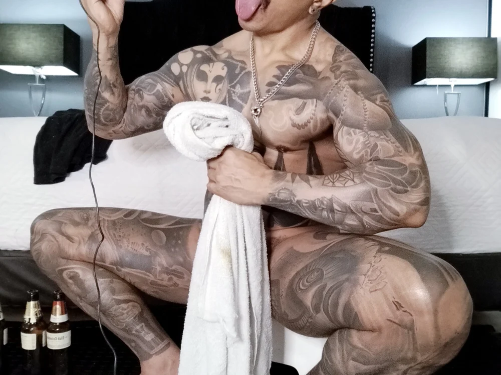 No.29 on Longest Live Cam Sessions Today — danilog515 — 2026-06-23 21:45 UTC