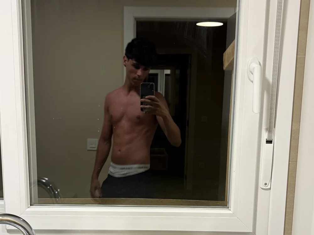 diegogymboy is No.37 on Hottest Cam Models Online Right Now (2026-08-09 23:16 UTC)