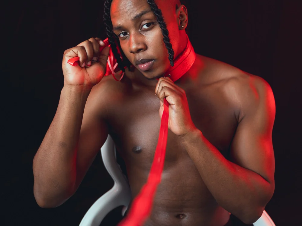 DominicSccott is No.16 on Top Cam Models This Week (2026-09-27 23:45 UTC)