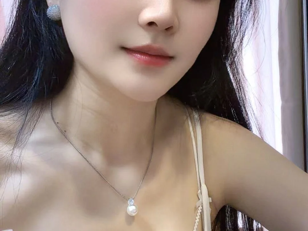 No.28 on Rising Cam Models Today — emily6969 — 2026-06-21 16:15 UTC