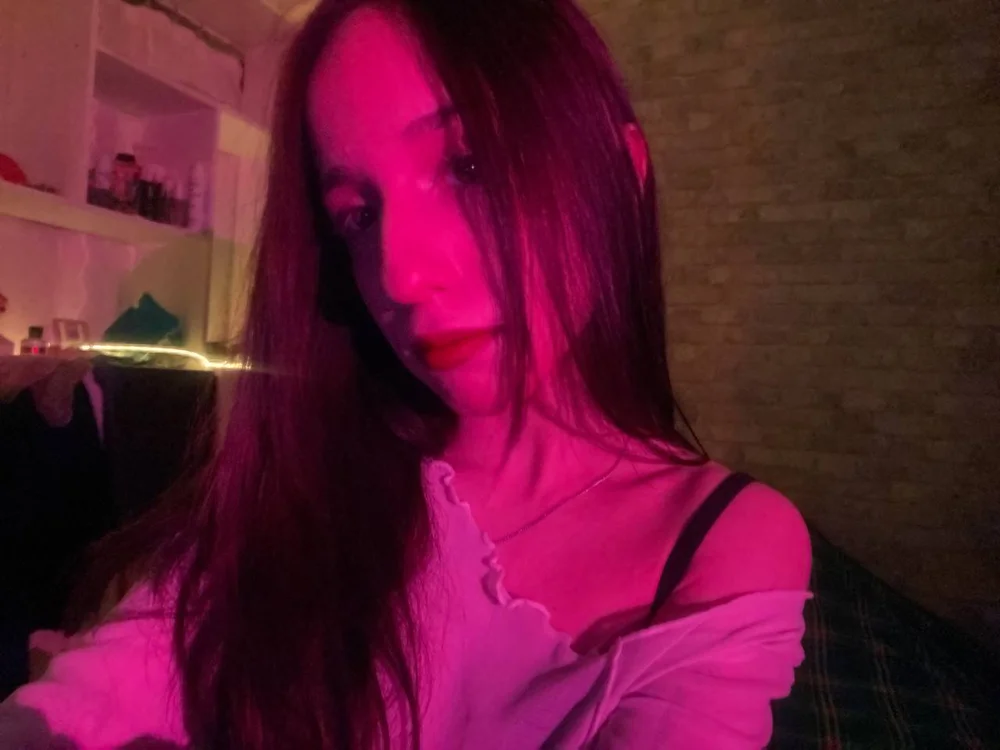 EmilyBlushy is No.38 on New Cam Models & Fresh Faces (2026-09-13 23:45 UTC)
