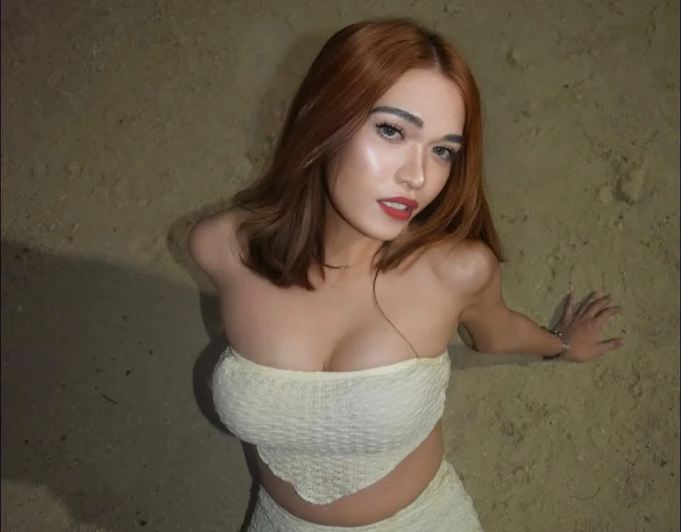 Enchantres_mikay is No.31 on Rising Cam Models Today (2026-10-23 23:00 UTC)