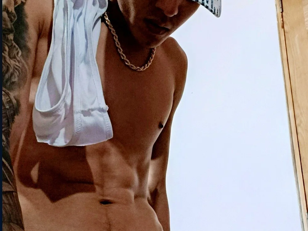 gabriel_reyes21 is No.11 on Hottest Cam Models Online Right Now (2026-07-28 07:00 UTC)