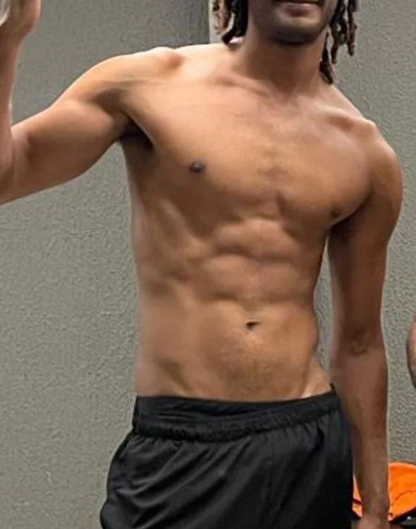 gerson173Hugo is No.33 on Rising Cam Models Today (2026-07-25 22:46 UTC)