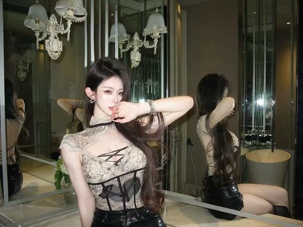 GIVENCHY-001 is No.12 on Top Cam Models Online Now (2026-10-06 23:45 UTC)