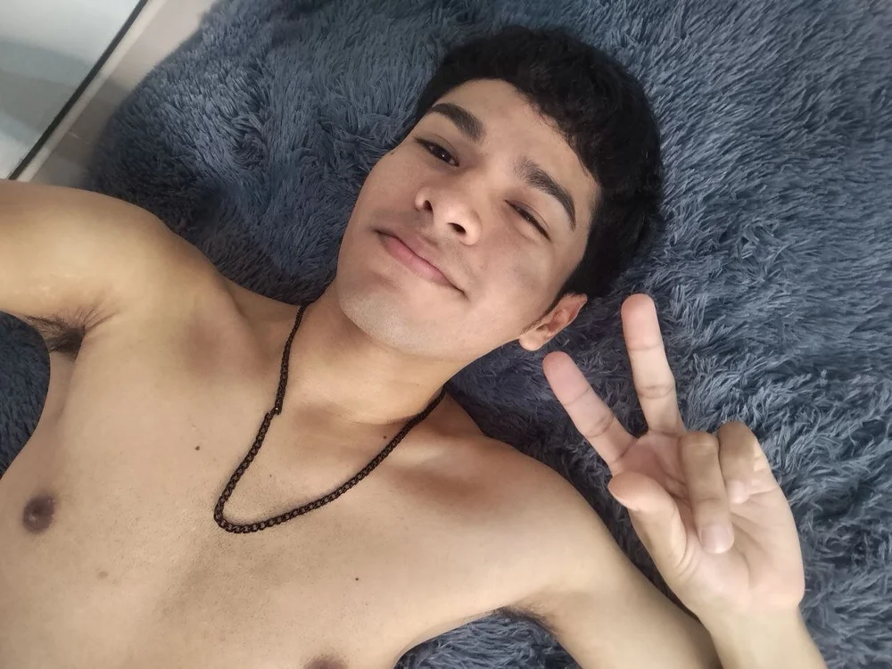 GoDiegoGo_LatinBoy is No.29 on Top Cam Models Online Now (2026-10-03 04:00 UTC)