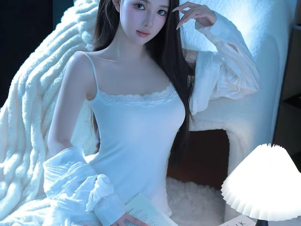 Hazelsomi is No.36 on Cam Models Making a Comeback (2026-10-03 18:30 UTC)