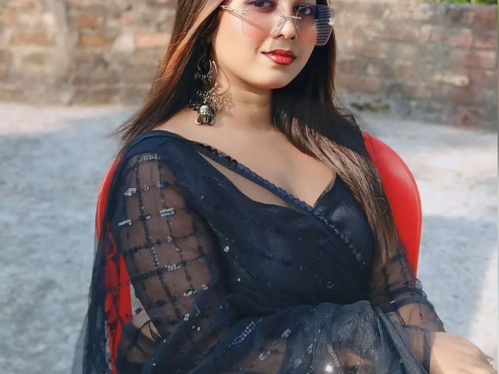 No.32 on Top Cam Girls Hot Right Now — Hey_Shiri_Bhabhi — 2026-06-12 17:17 UTC